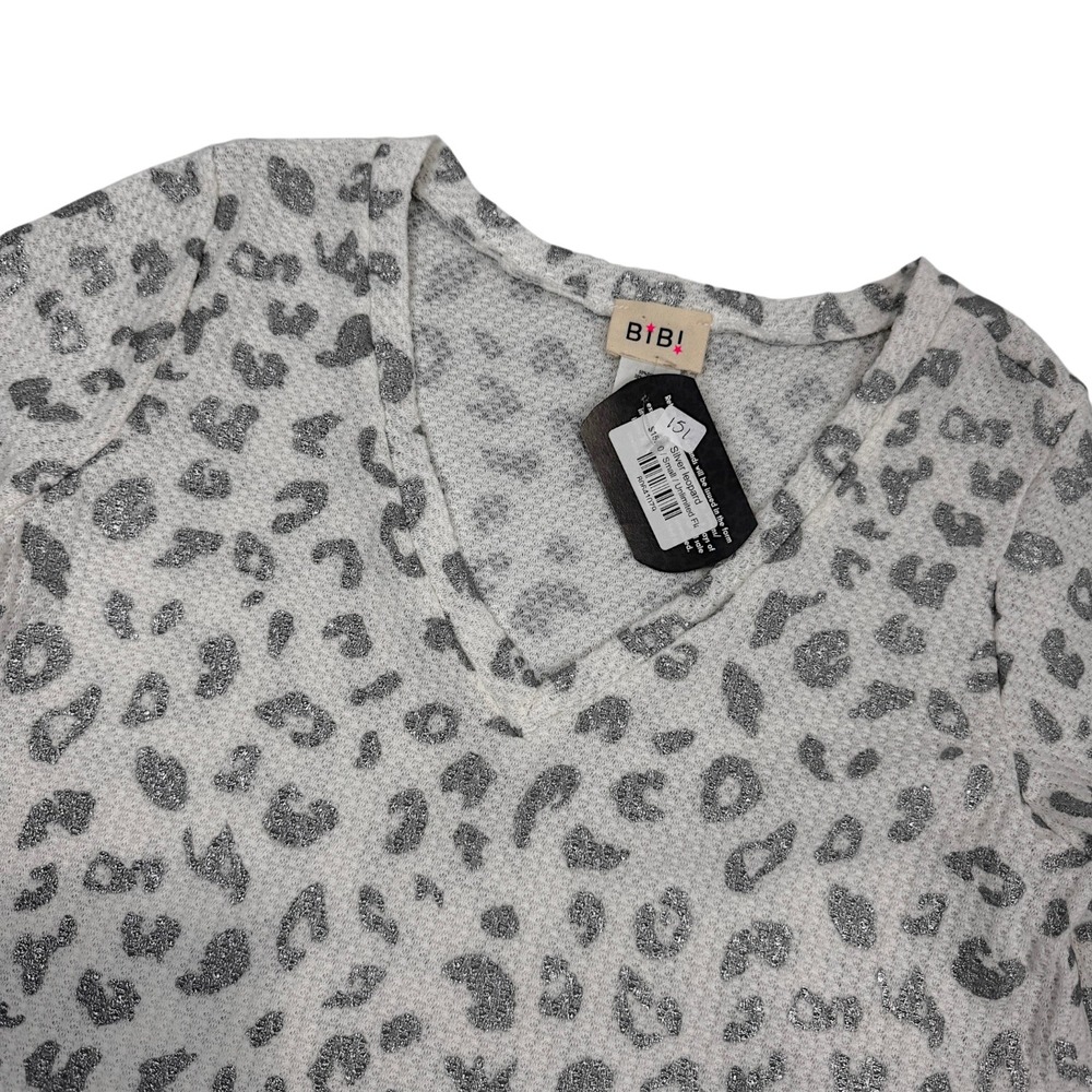 BIBI Waffle Knit Top Womens Small Silver Glitter Leopard Print V-Neck New W/Tags